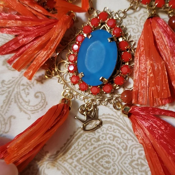 ๐HP๐ STQ gold-tone red & turquoise statement necklace - Picture 7 of 13